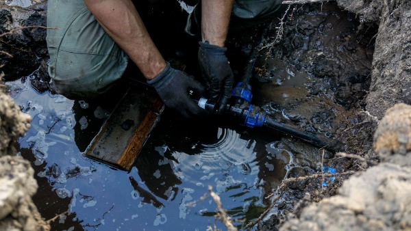 repairing underground water line