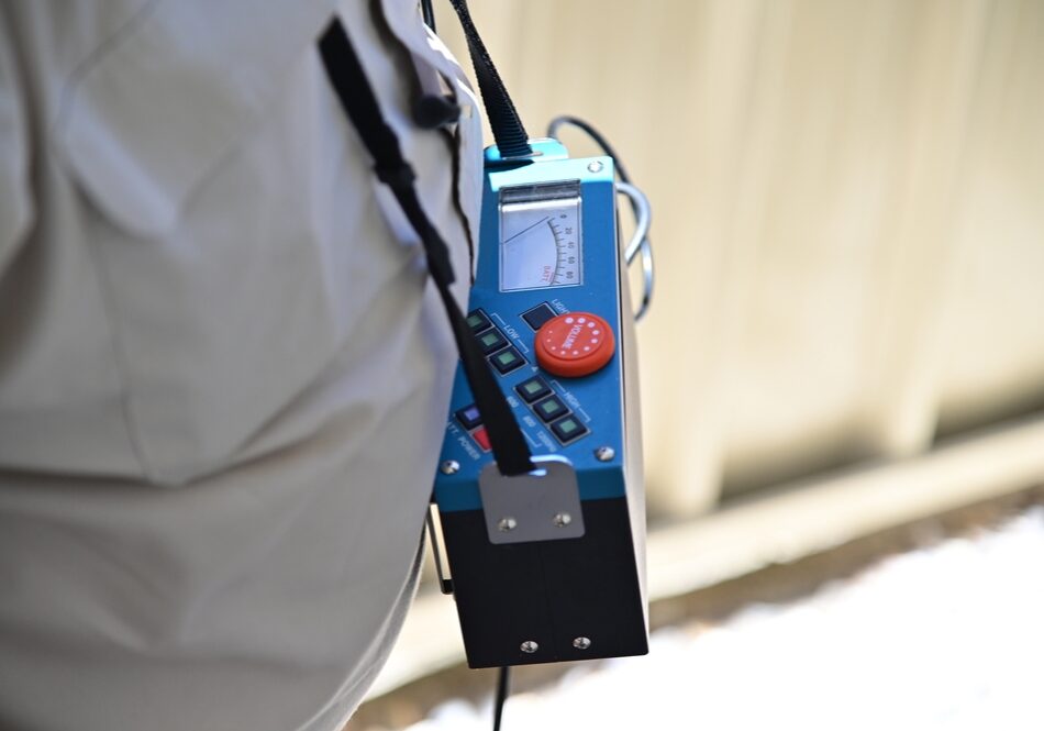 Professional,Water,Leak,Detector,Using,Subsurface,Electro-acoustic,Instruments,To,Find